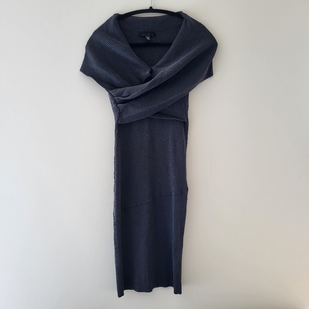 Kenneth Cole New York Sleeveless Ribbed Knit Silk/Cotton/Nylon Dress